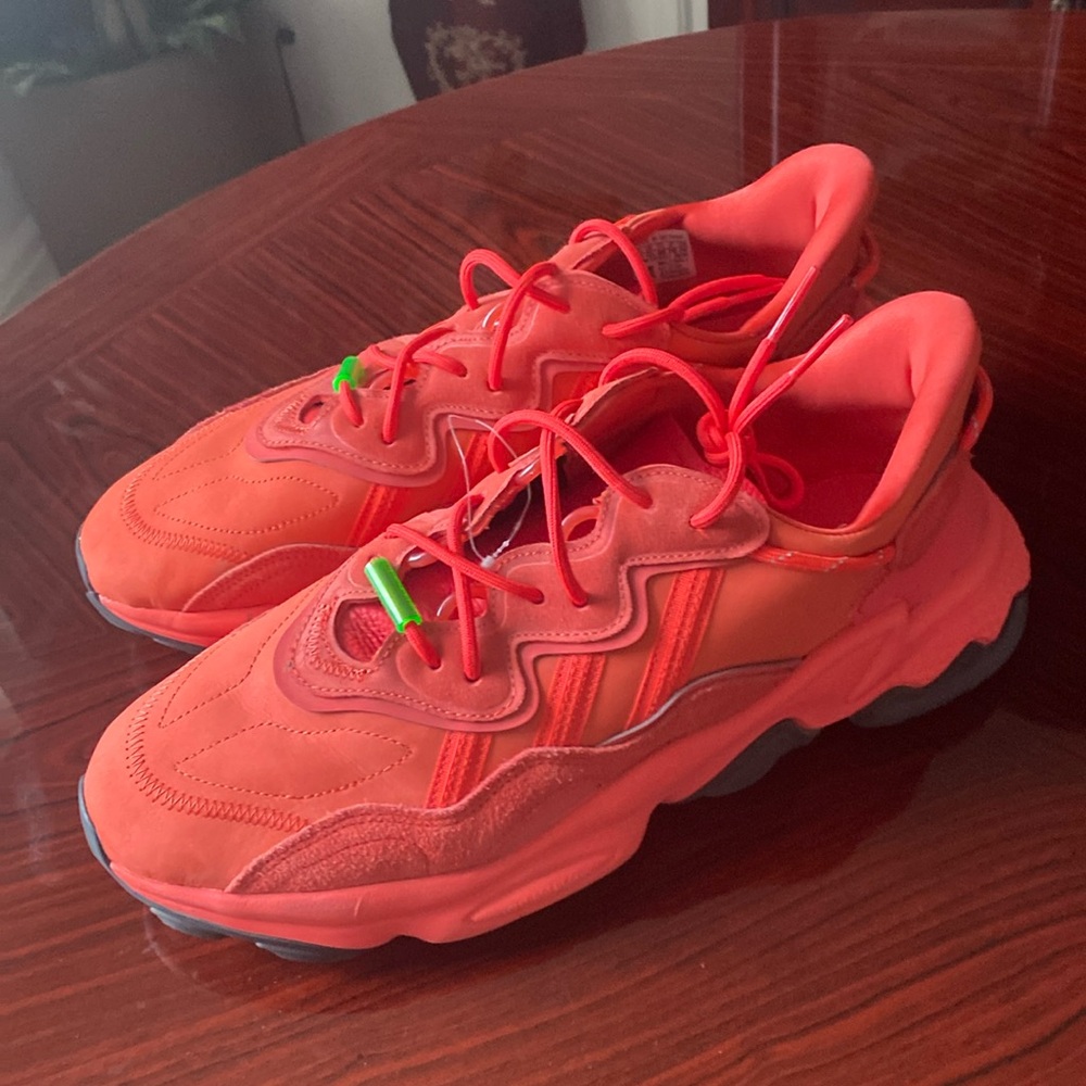adidas Originals OZWEEGO TR Hi-Res Red Trail Running Walking Shoe🔥🔥size 13m